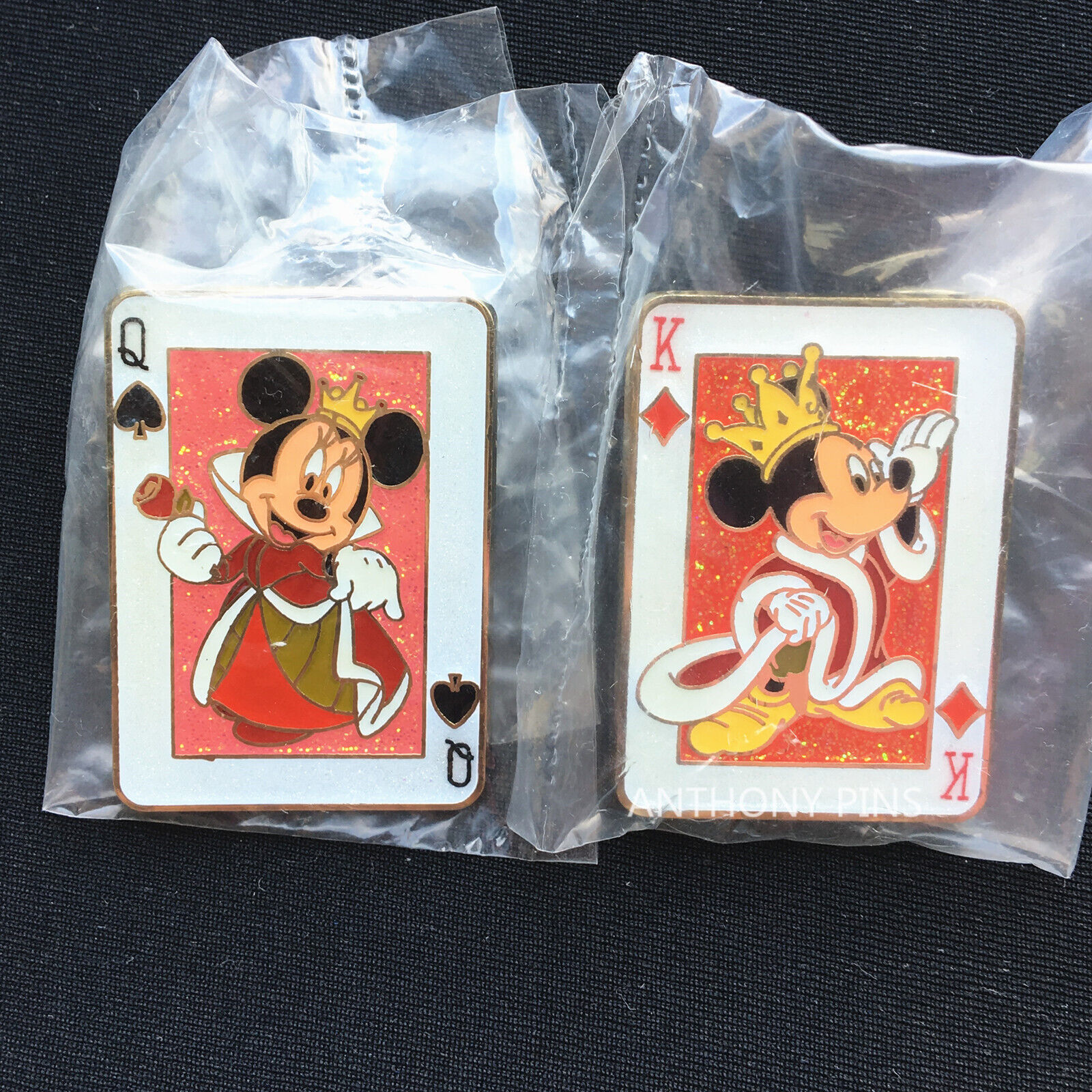 Disney Pin Hong Kong HKDL Playing Card Poker Mystery Tin Set Mickey Minnie 2 Pin