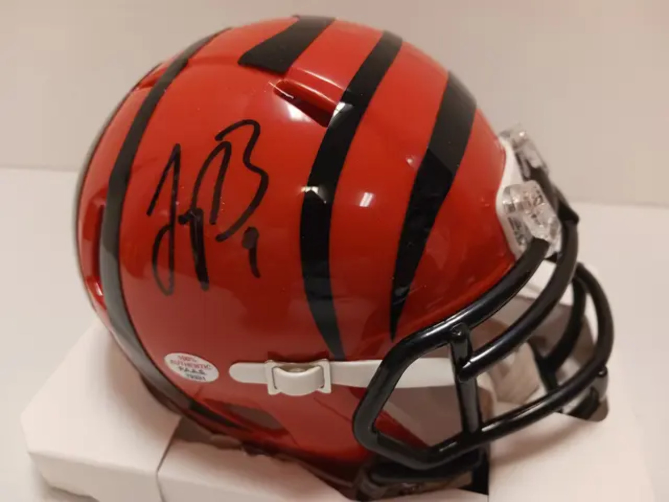 Joe Burrow of the Cincinnati Bengals signed autographed mini football helmet PAA
