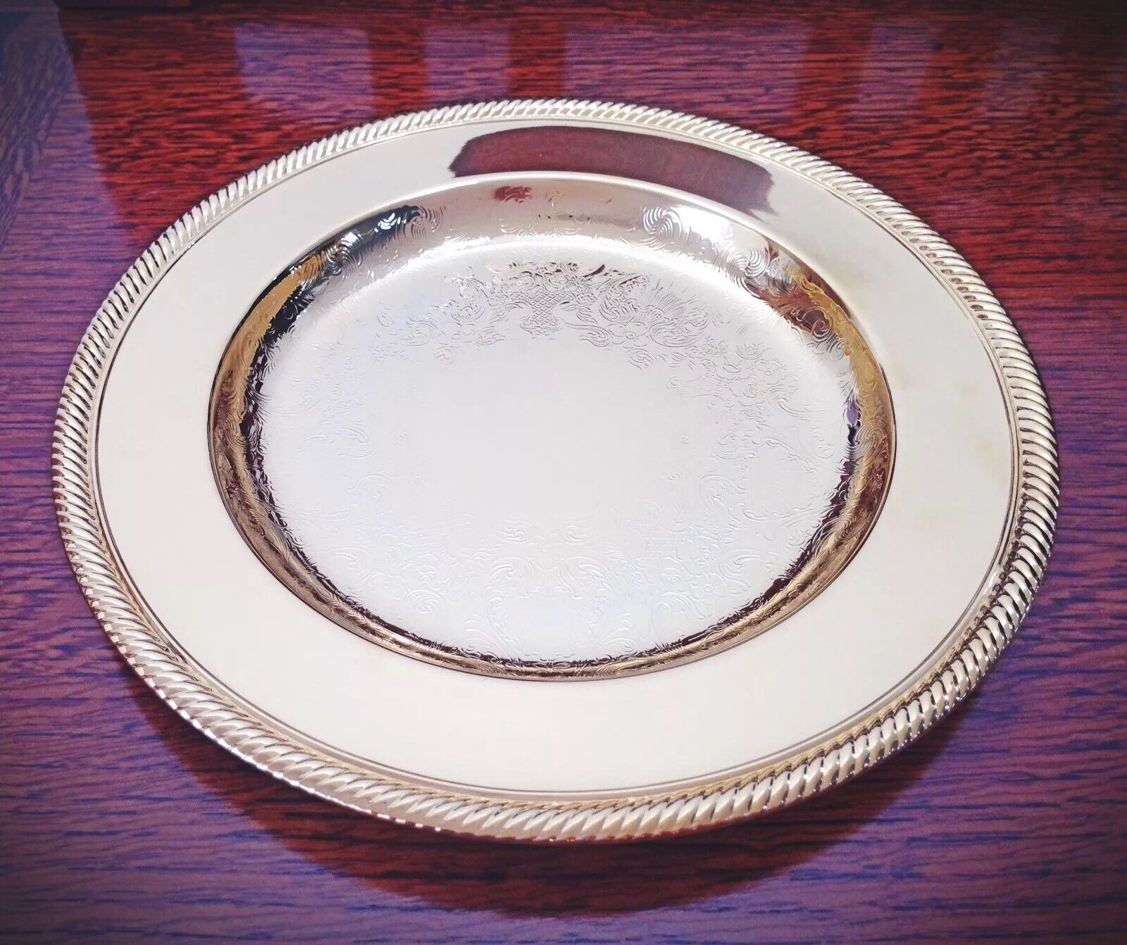 Rare Vintage Gold Plated Wm Rogers Tray - Size 10\