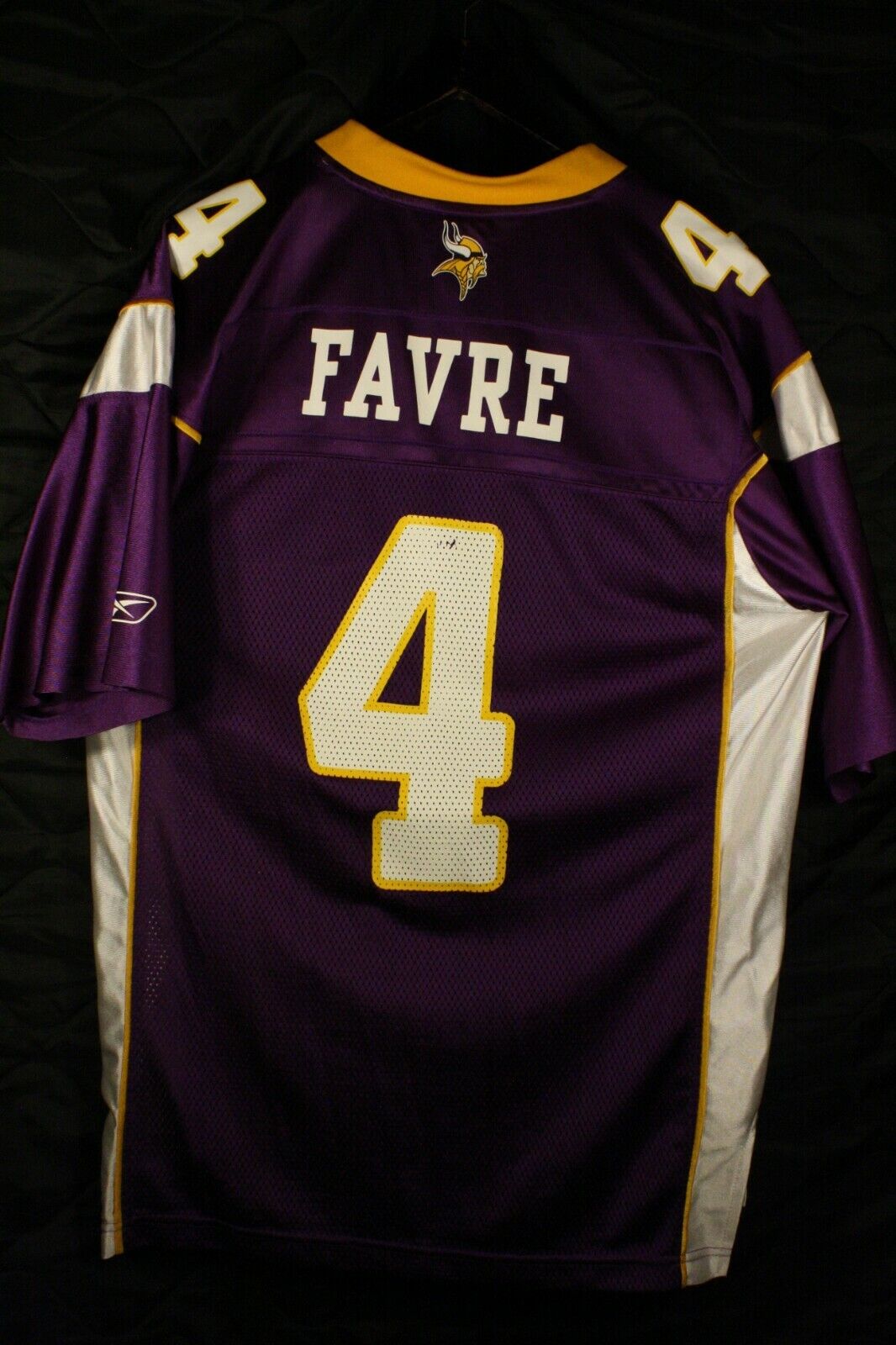 Minnesota Vikings Favre #4 purple game jersey NFL official Medium size