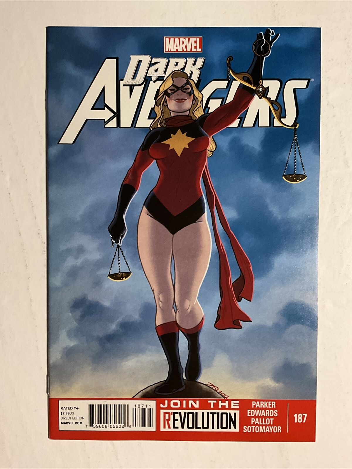 Dark Avengers #187 (2013) 9.4 NM Marvel High Grade Comic Book Captain Marvel