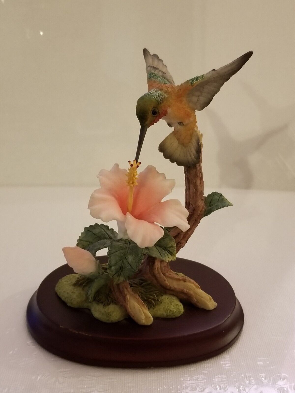 Maruri Rufous Hummingbird with Hibiscus Item# PH-2031
