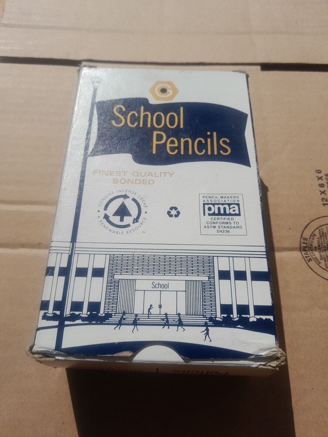 One Dozen Generals Big Bear Premium School Bonded Pencils 909 USA Vintage