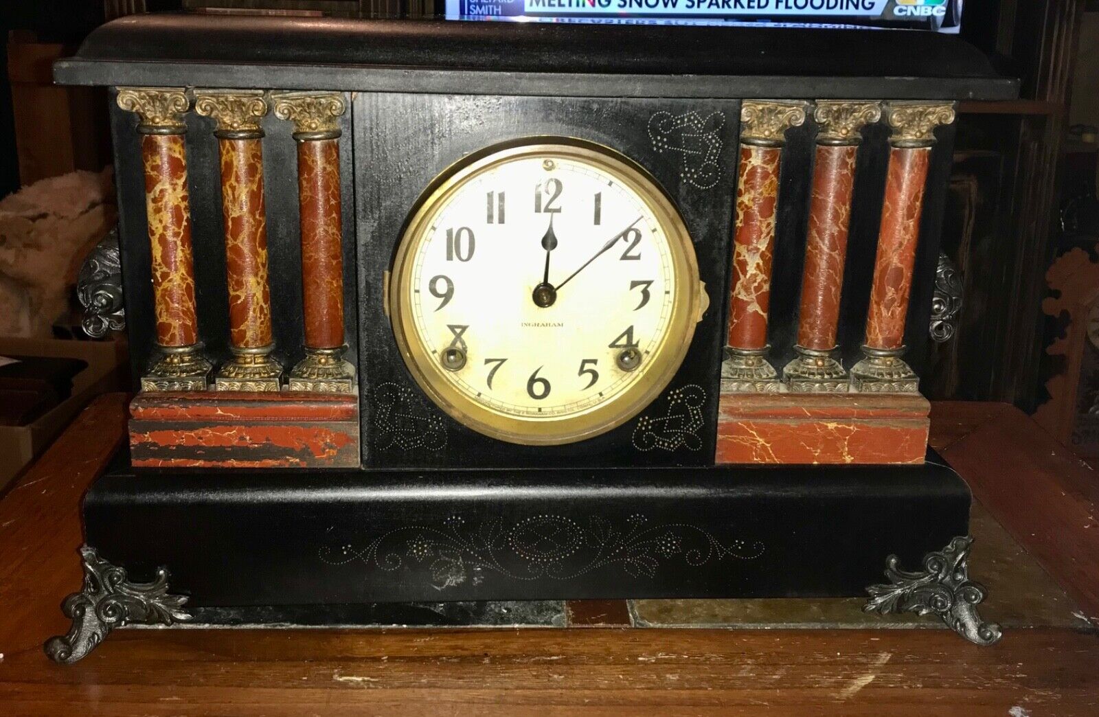 Antique The E.  Ingraham  Mantel Clock Works No Key
