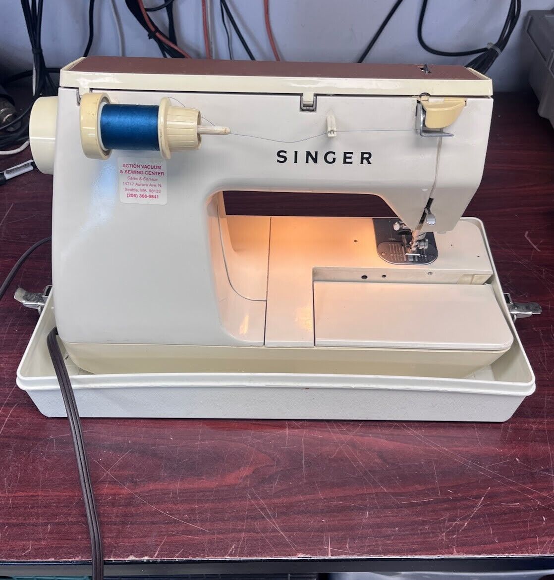 Vintage Singer Creative Touch Fashion Machine 1036 Sewing Machine w/ Pedal #27