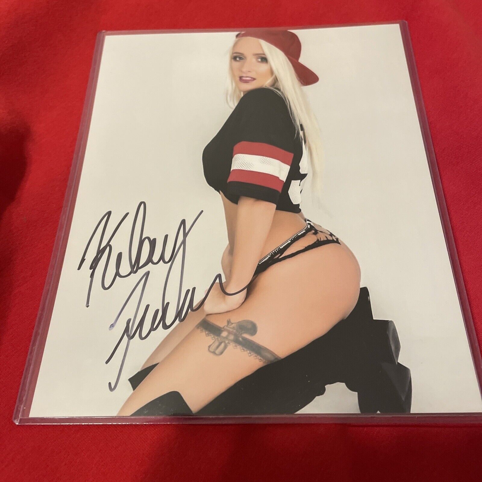 Kelsey Turner Playboy Model Autograph Picture Certified Authentic C