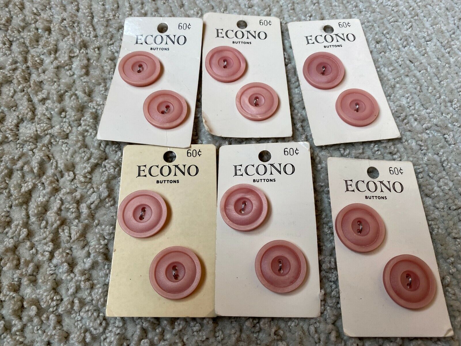 VINTAGE ECONO CARDED 12 PINK BUTTONS USA LOT 6 CARDS CRAFTS SEWING