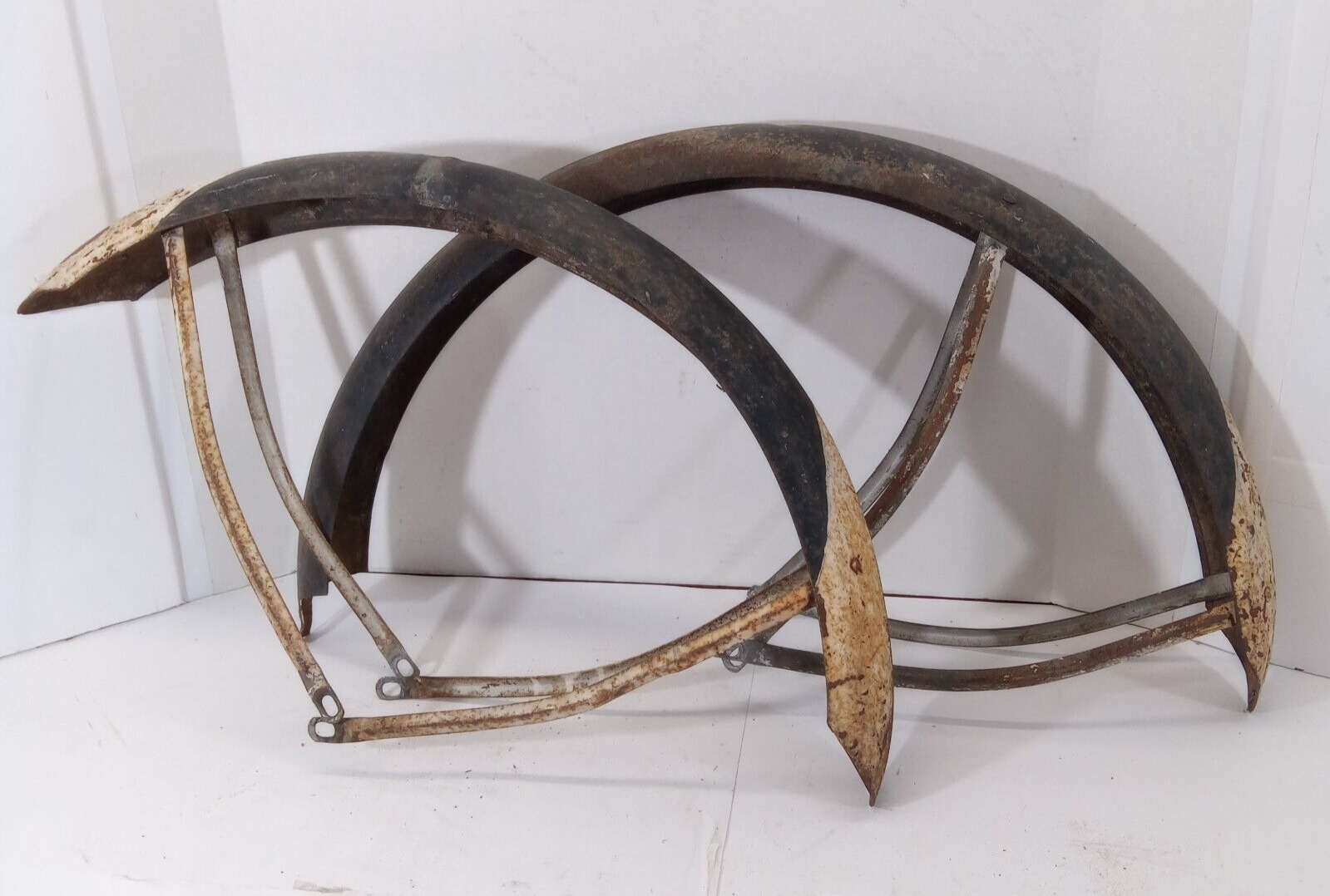 Vintage Prewar Bicycle Fender Set Curved Braces Peaked  26