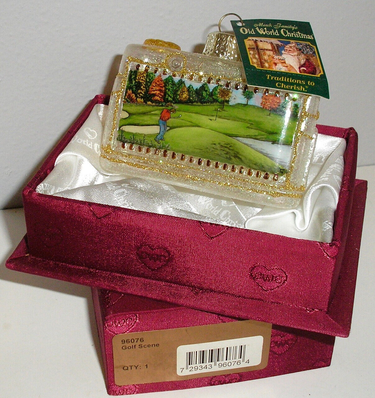 2004 OLD WORLD CHRISTMAS INSIDE ART - CAMERA GOLF SCENE - GLASS ORNAMENT IN BOX