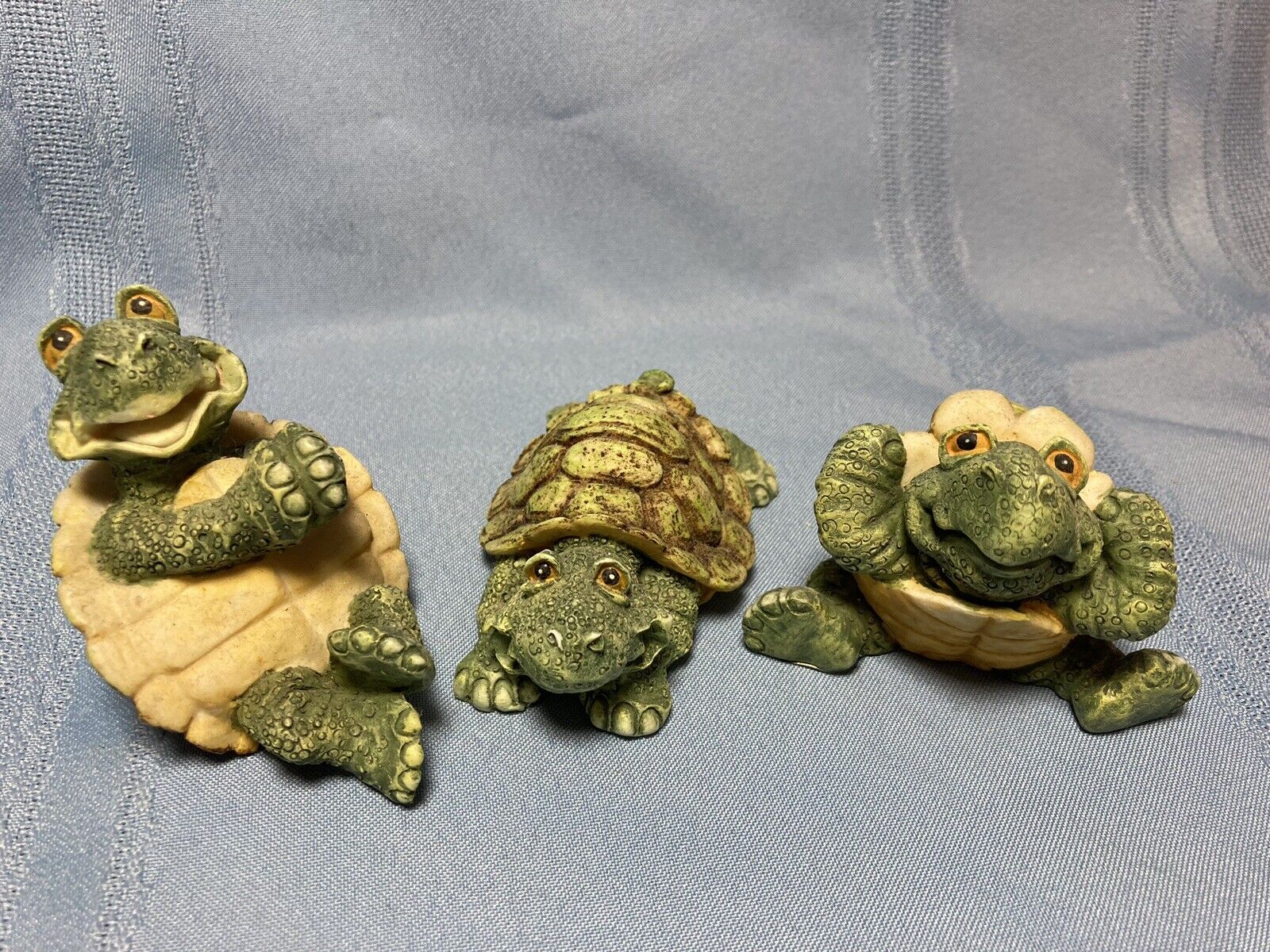 3 Piece Realistic Happy Turtle Figurine Set Green & Yellow Resin Cute  EUC
