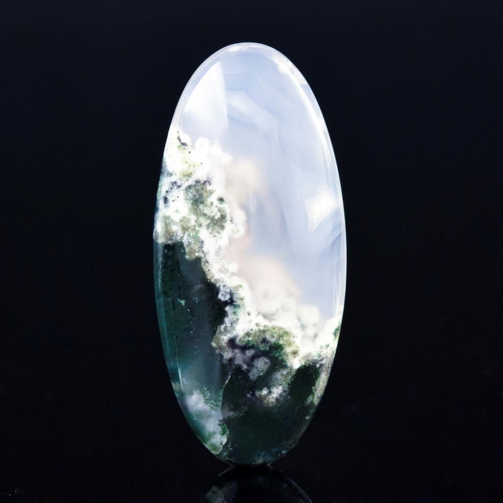 Natural Moss Agate Cabochon with a Beautiful Picture Pattern Indonesia 8.27 g