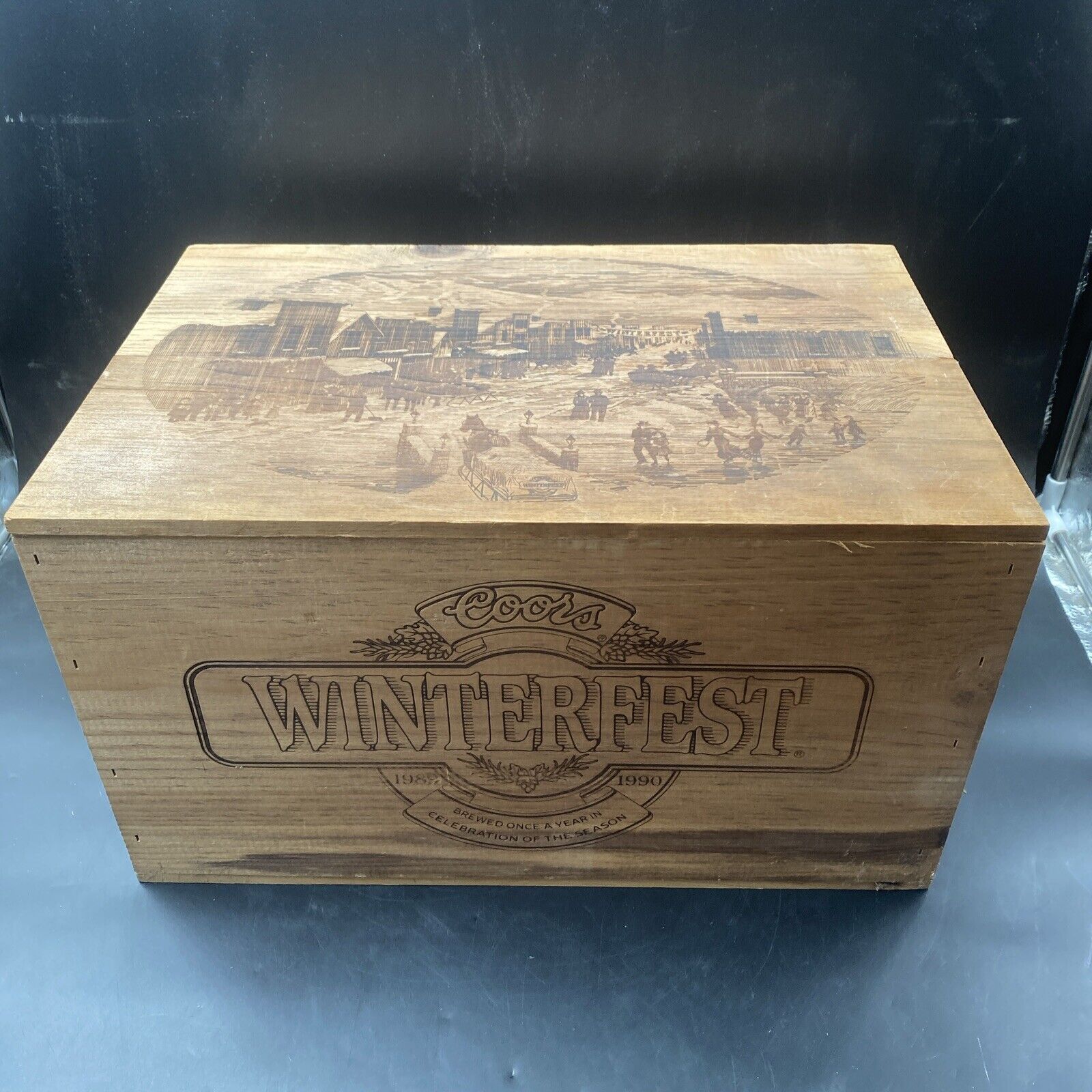 Vintage 1989 1990 Coors Winterfest Cedar Wood Beer Crate Box Rare Year Old Time