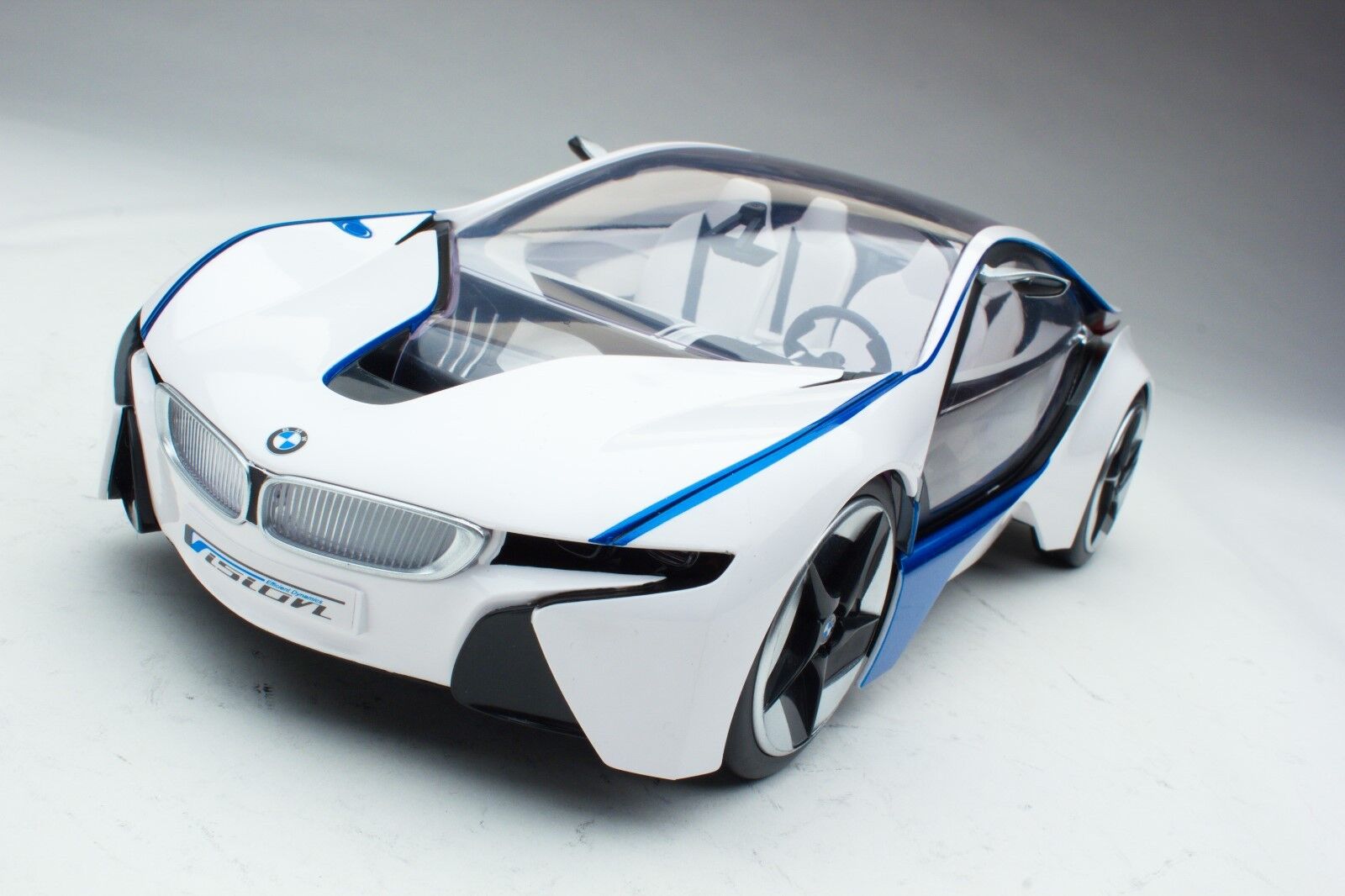 BMW i8 Concept / VED / Quality R/C Model Car / Big Scale 1:14 / Item # ERC08545