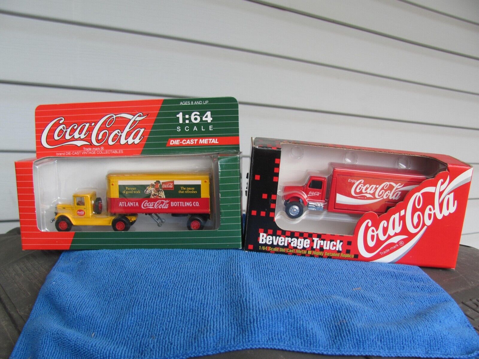 2 Vintage Coca Cola Trucks 1:64 scale Beverage truck & Semi by Ertl & Hartoy