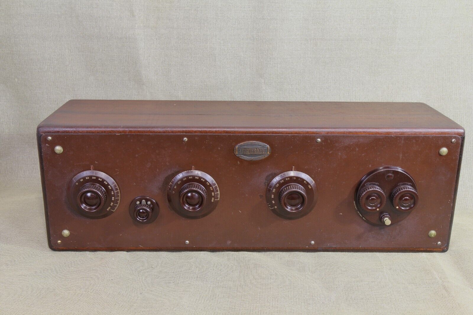 Large Style Antique  Atwater Kent Model 20 Wood Case Tube Radio