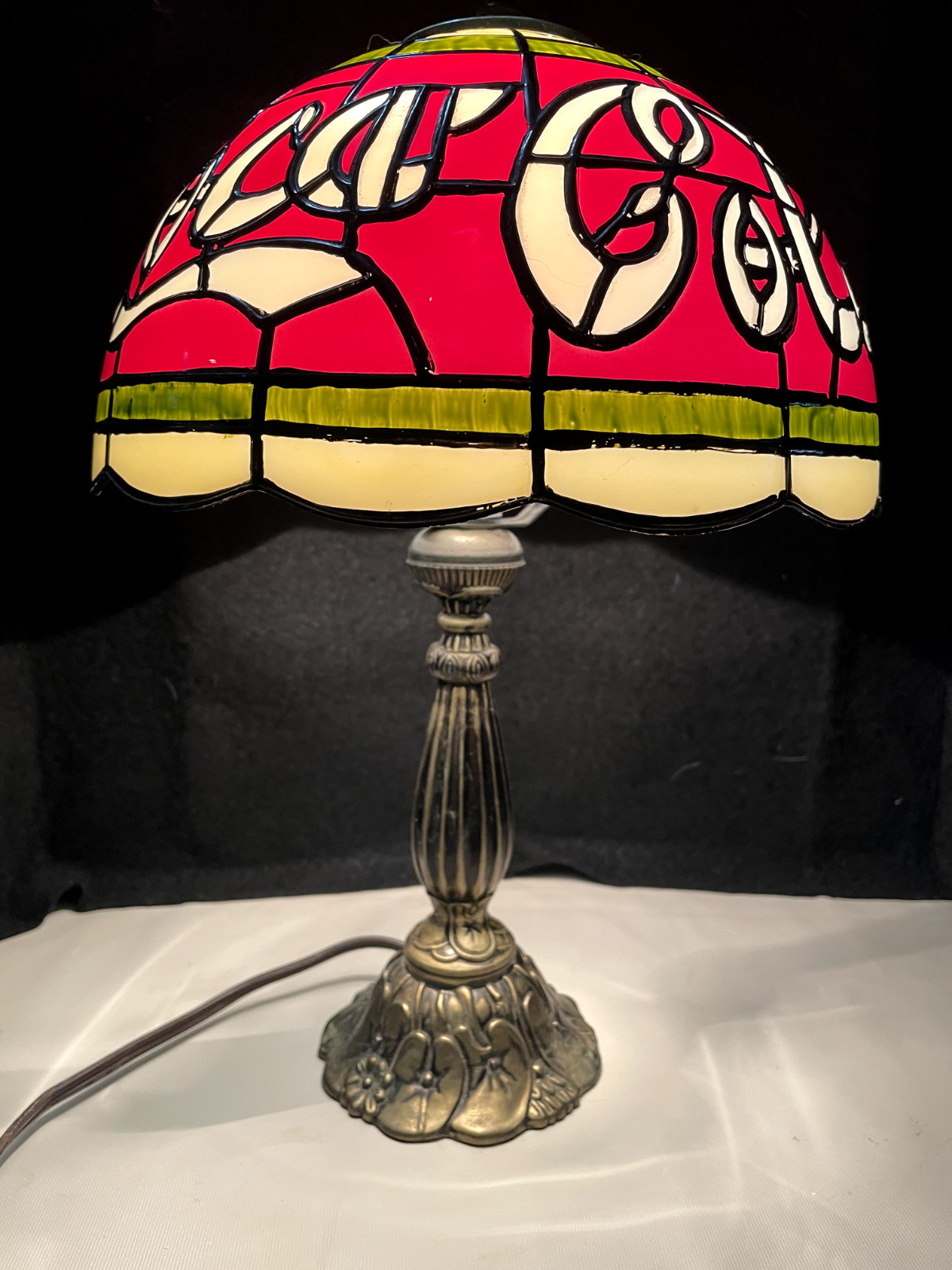 Coca-Cola Vintage/Tiffany Style Lamp WORKS GREAT CONDITION