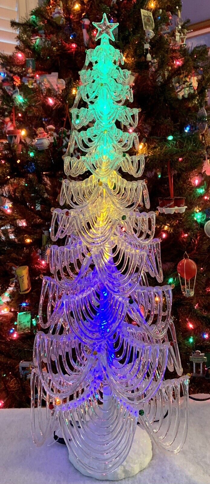 ￼Vintage JC Penney 23” Acrylic ALL THE GLIMMERINGS Color Lighted Tree: Christmas
