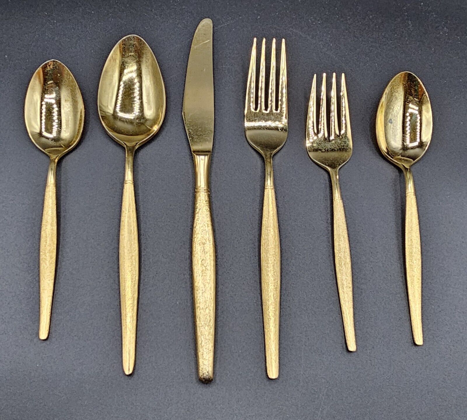 VIP Gold-Tone Stainless 6 Piece Place Setting Flatware/Silverware w Sleeve VTG