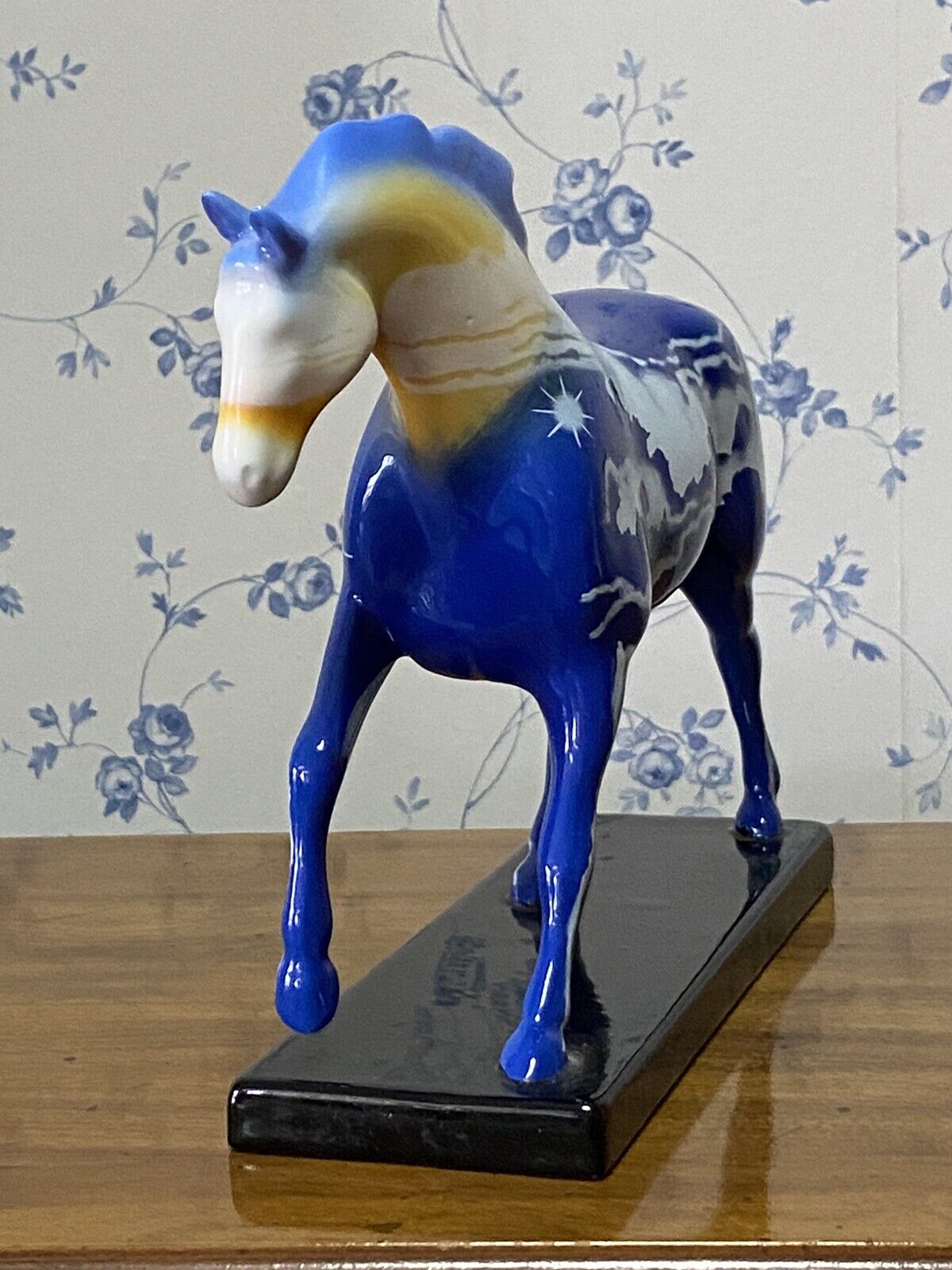 Trail of Painted Ponies ~ Lightning Bolt Colt ~ Blue, Yellow & White ~ Mint