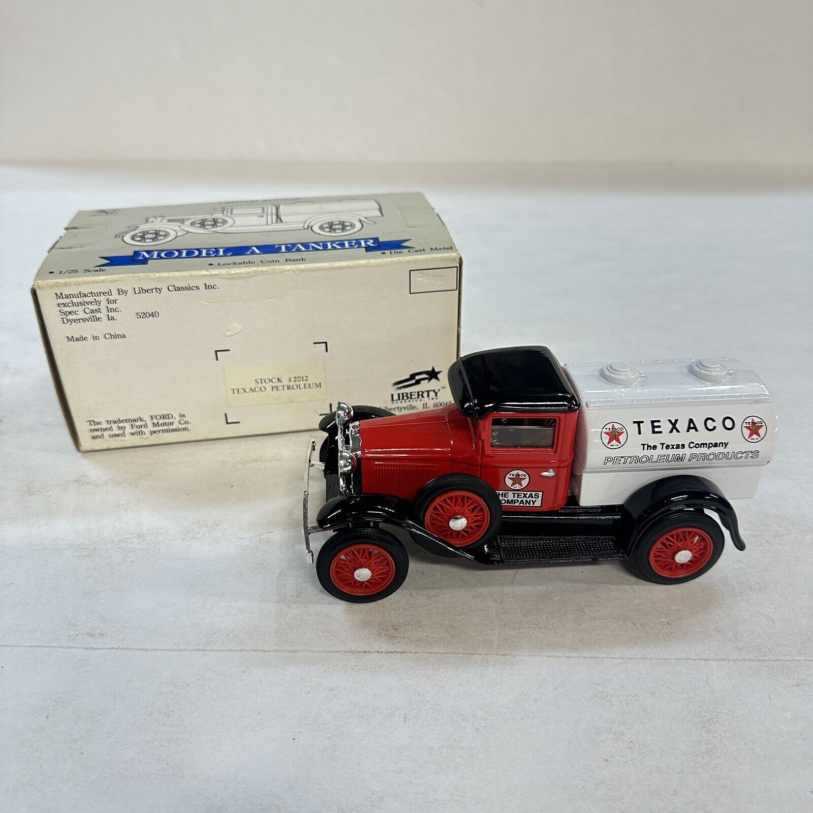 Liberty Classic Texaco Petroleum Model A Pick-up by Spec Cast 1/25th in Box