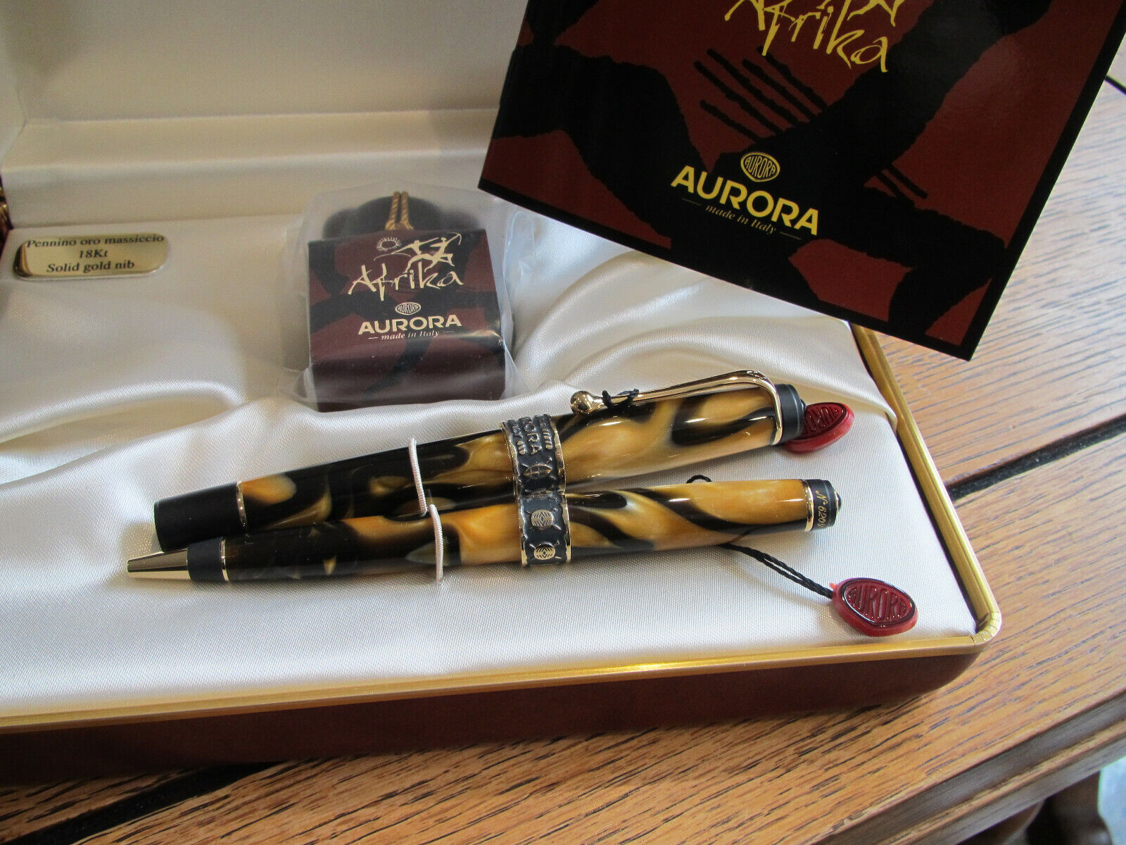 Aurora Afrika Limited Edition 18kt gold nib fountain pen M + Ballpoint set MIB