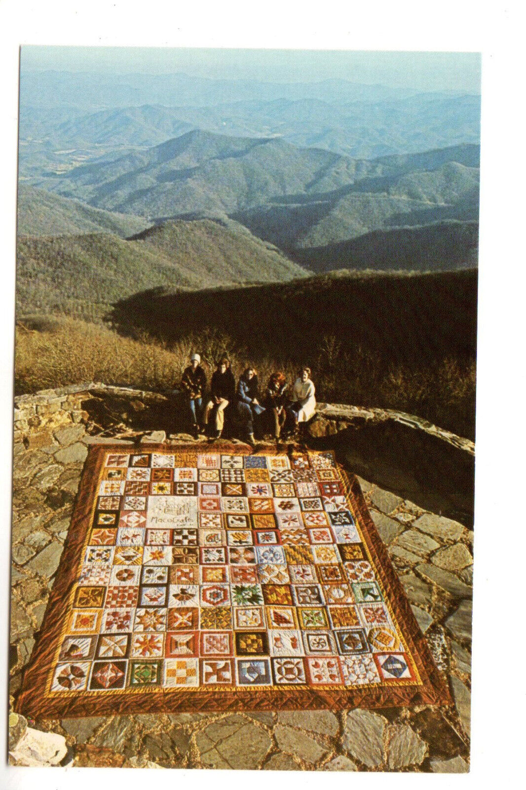 Postcard: World\'s Largest Quilt, North Carolina - produced by Maco Crafts