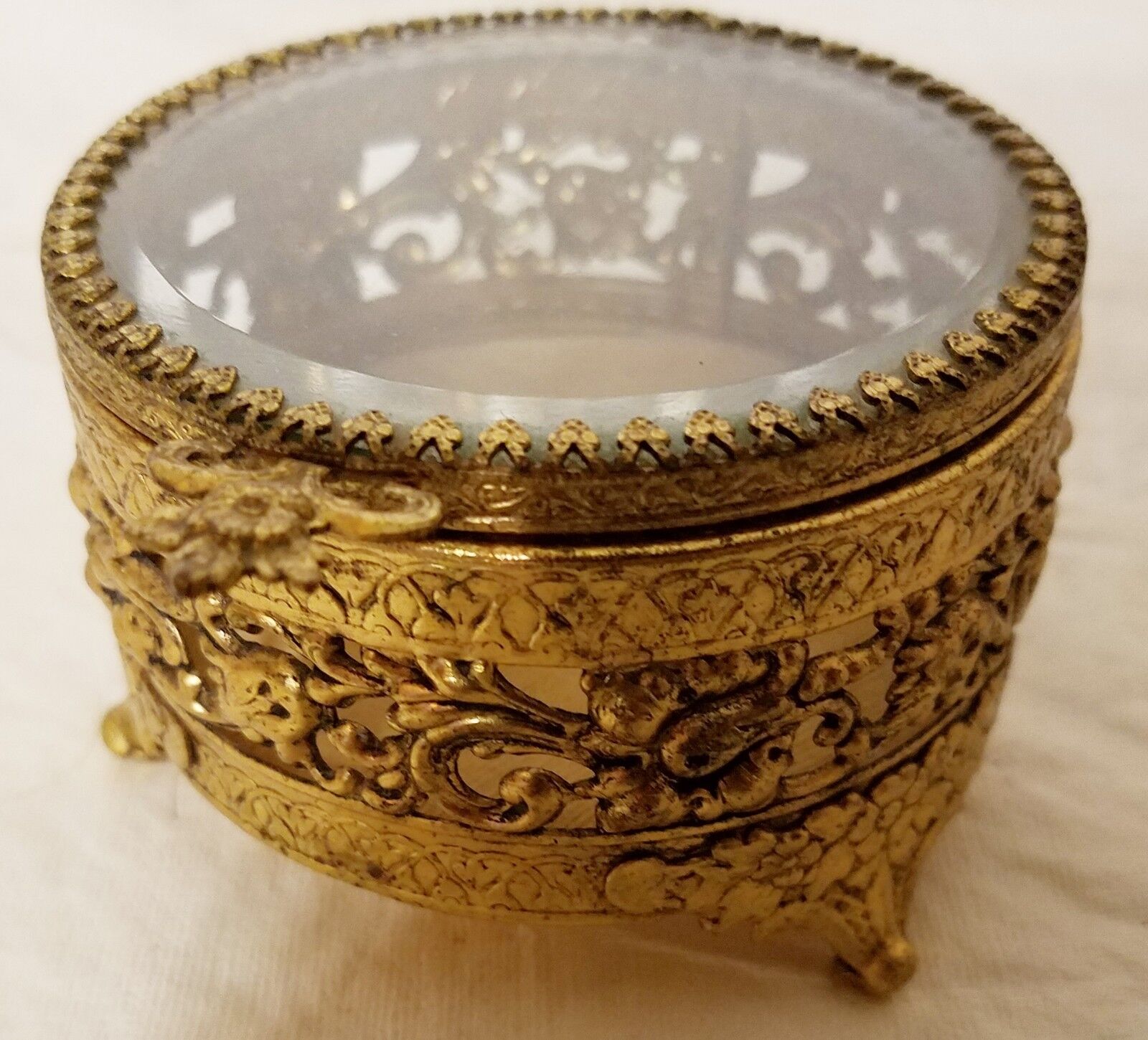 Vintage Ornate Gold Toned Miniature Jewelry Trinket Chest Round Gold Inside