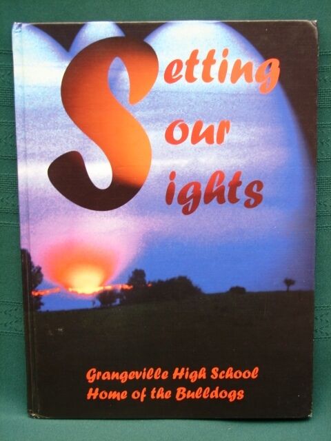 Grangeville Idaho High School 2006 Bene Camas Annual Year Book