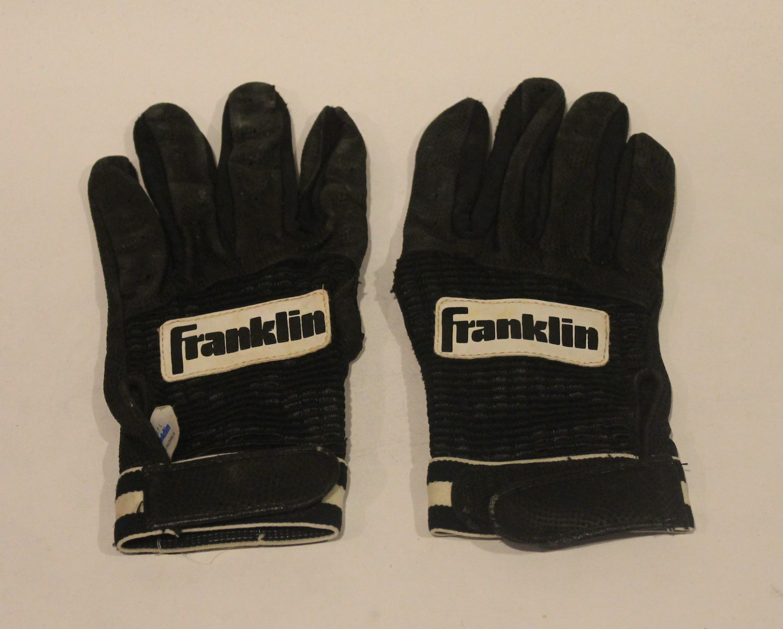 Unknown MLB player game used worn batting gloves Guaranteed Authentic 5956