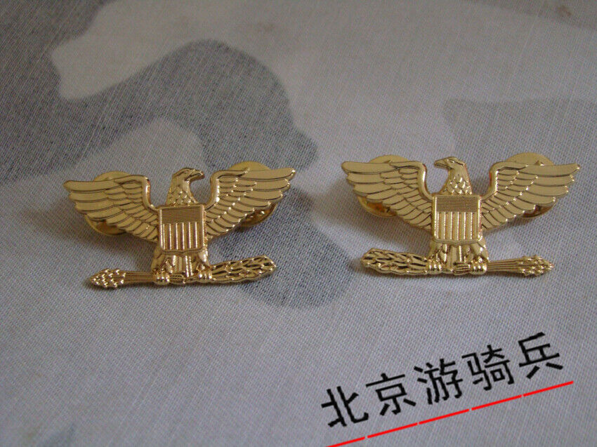 Pair WW2 WWII US Army Colonel Eagle War Bird Device Pin Badge Insignia Gold