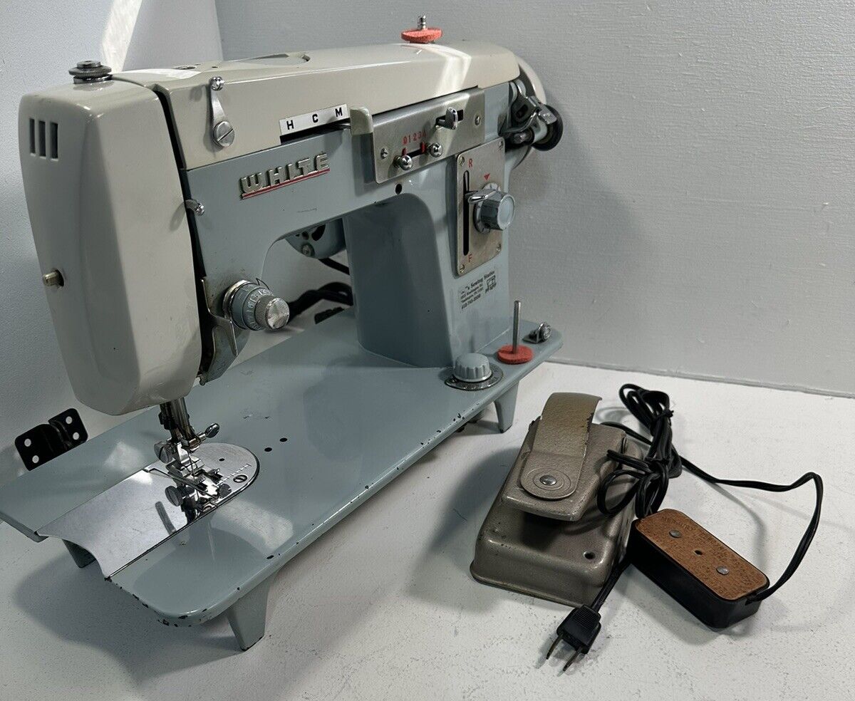 White Sewing Machine Model 162 Antique Vintage Sewing Machine Blue Works