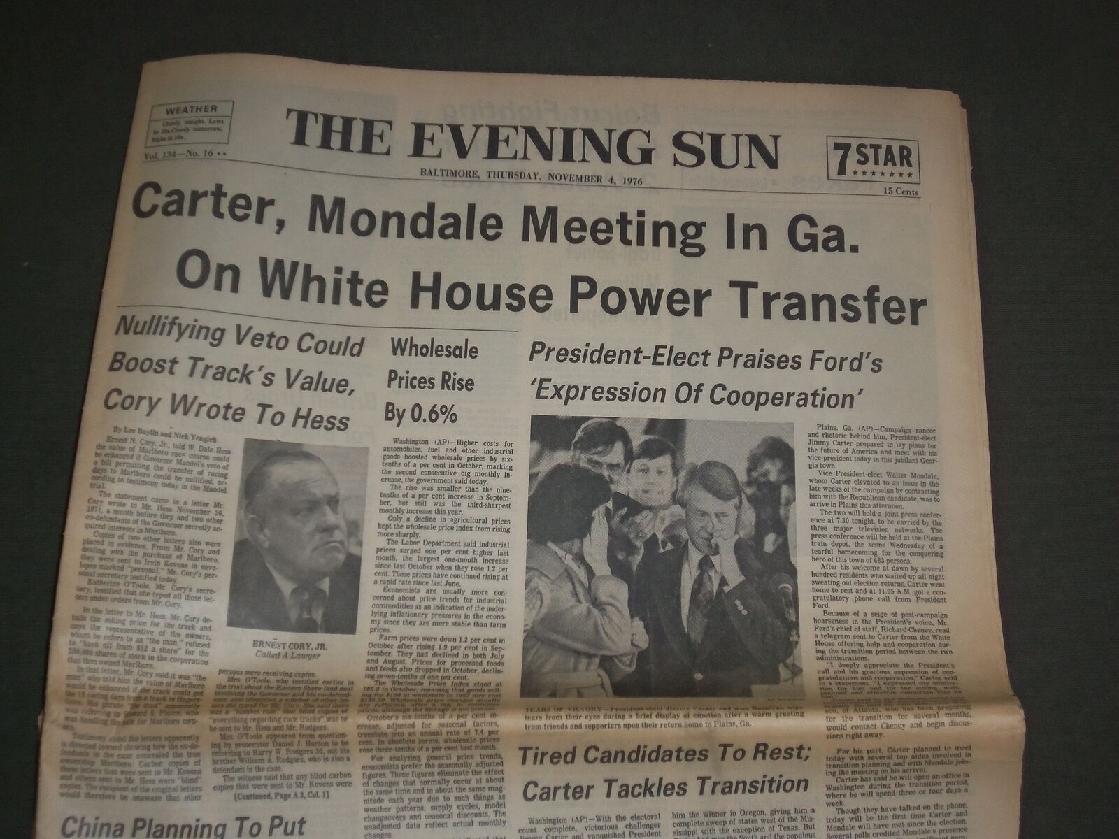 1976 NOV 4 THE BALTIMORE EVENING SUN-CARTER MONDALE WHITE HOUSE TRANSFER-NP 2961