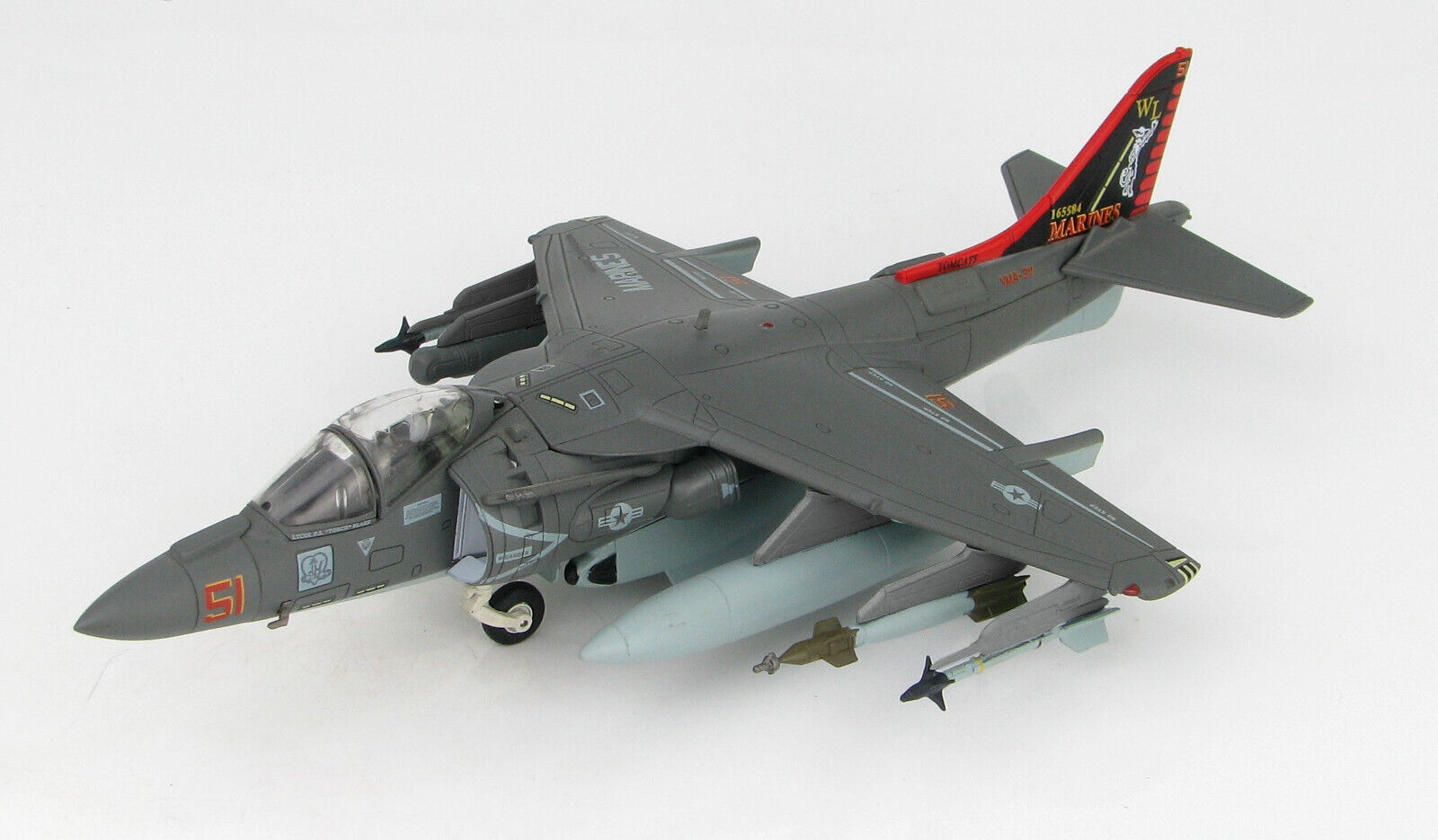 Hobby Master HA2622 McDonnell Douglas AV-8B+ Harrier II, VMA-311 Tomcats, WL51