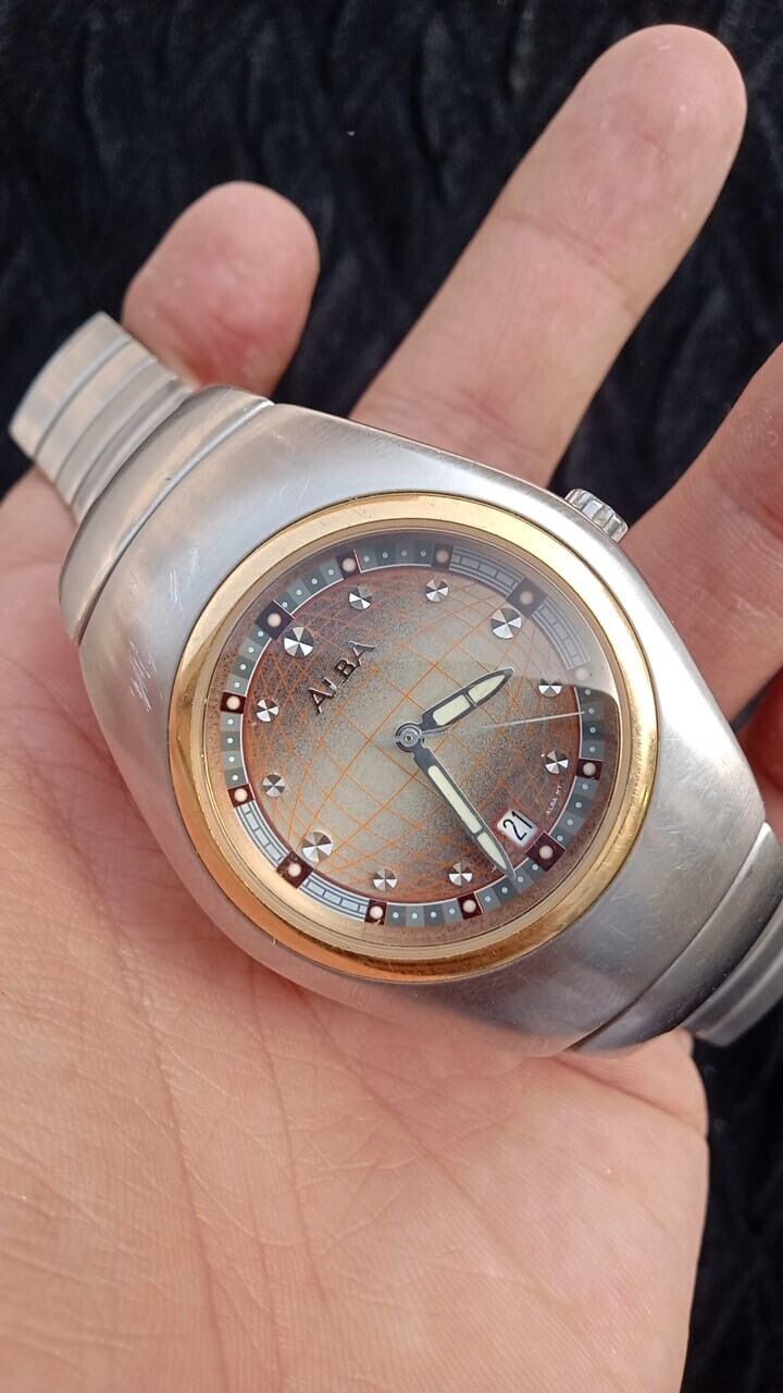 Antique Watches SEIKO ALBA V732-X063 Japanese Vintage  Wrist Watch