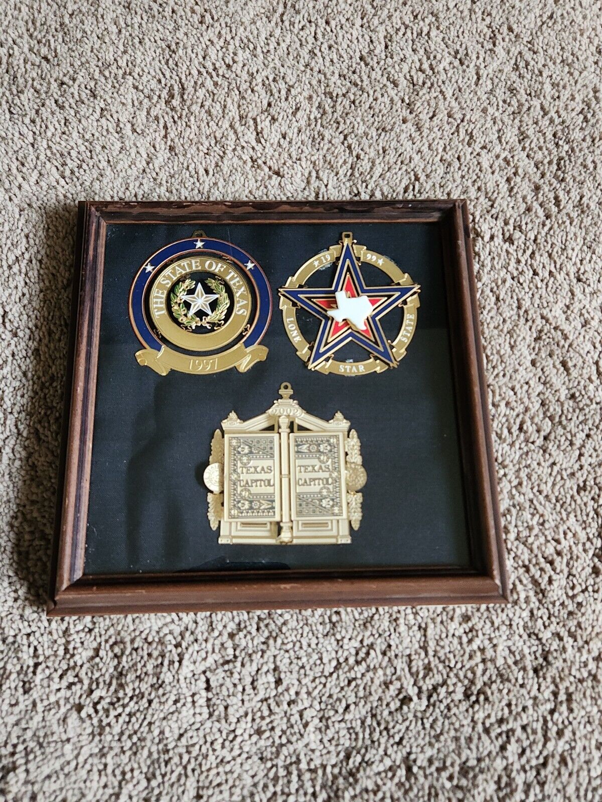 Lot 1997 1999 2002 Texas State Capitol Christmas Ornaments  Retired Framed