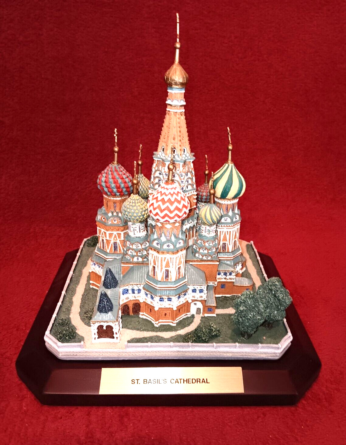 Danbury Mint St Basil's Cathedral 1995 Please Read