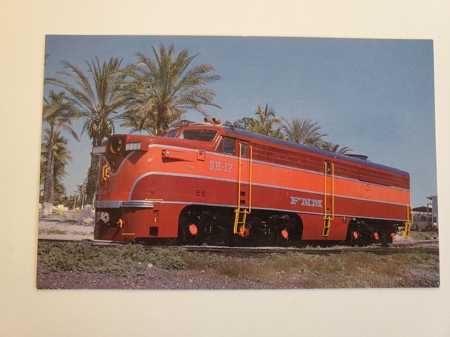 ferrocarriles nacionales de mexico Alco PA Locomotive 3x5 Postcard