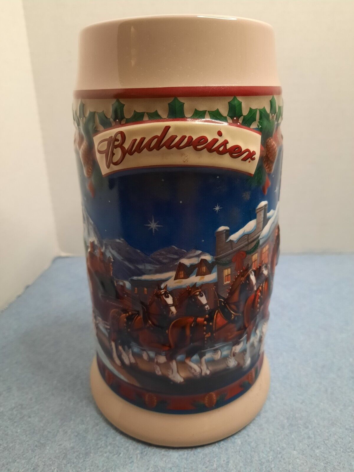 2003 Budweiser Holiday Stein Old Towne Holiday W/COA No Box