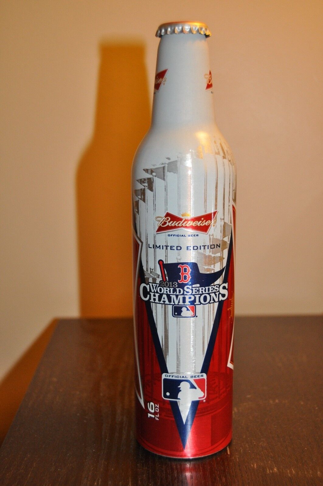 2013 BOSTON RED SOX WORLD SERIES CHAMPIONS LIMITED EDITION BUDWEISER BOTTLE