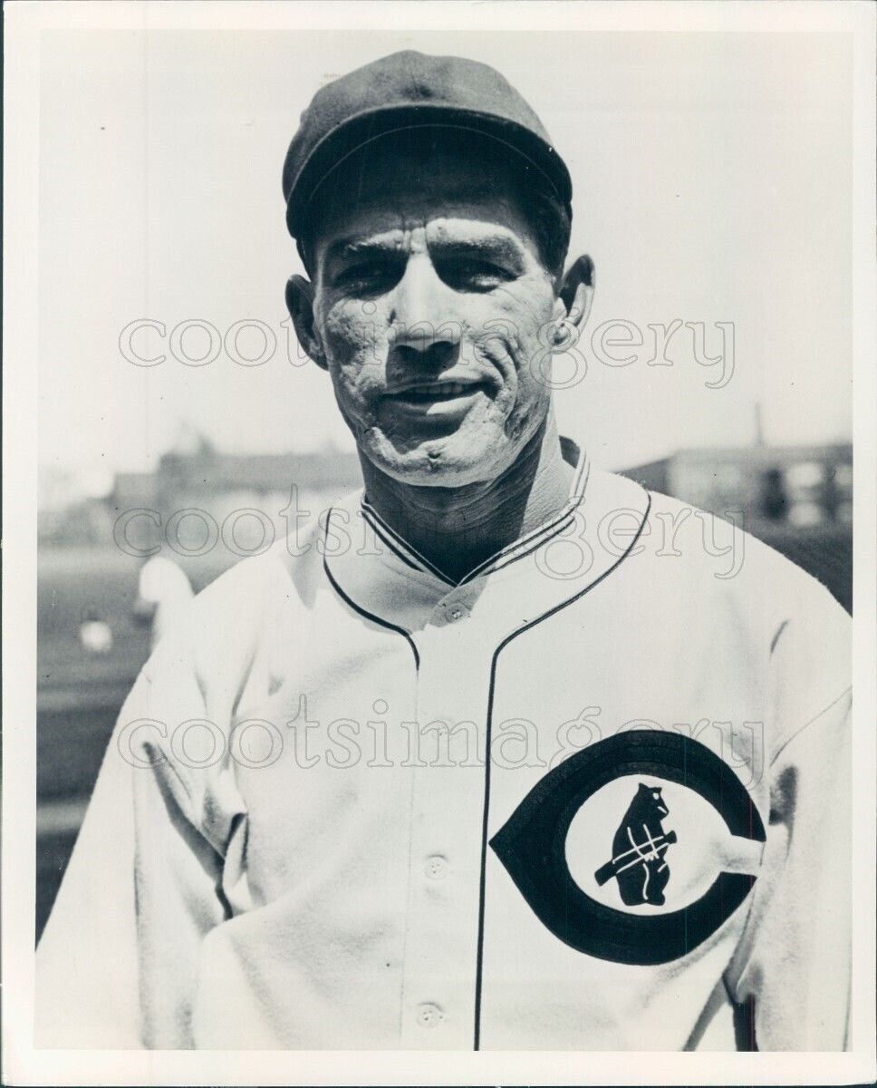 1958 Press Photo Clarence Footsie Blair Chicago Cubs Baseball 1950s