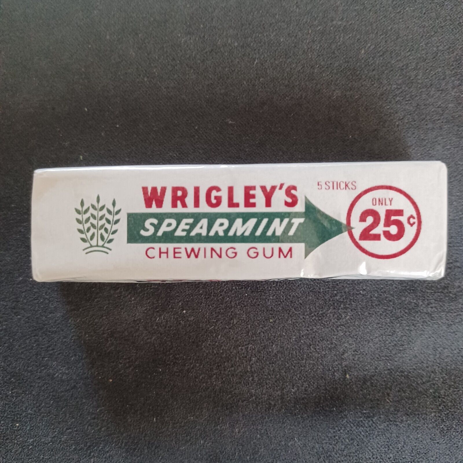Vintage Wrigley\'s Spearmint Chewing Gum 25 Cents NOS Full Unopened Sealed