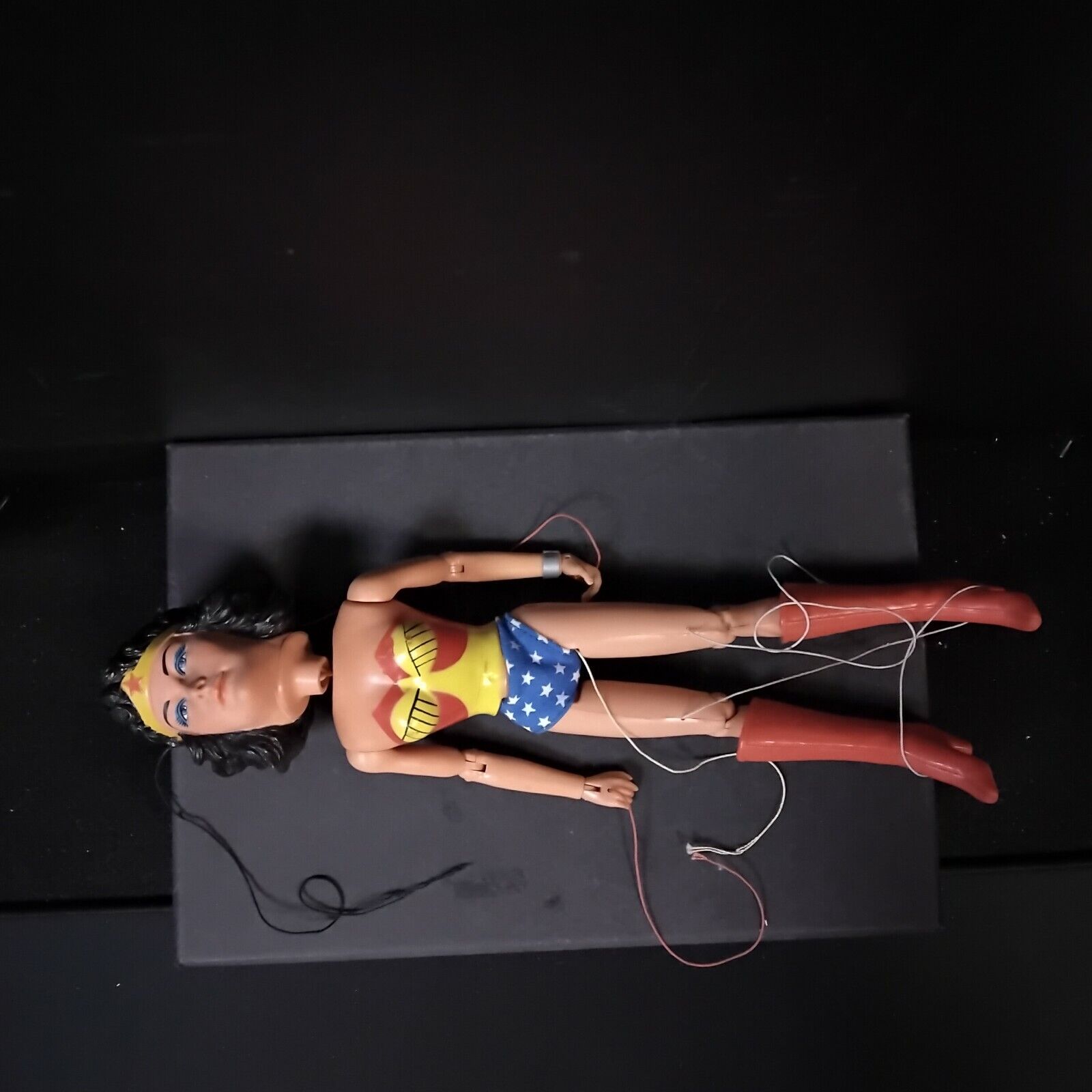 MADISON LTD WONDER WOMAN WITHOUT HAND CONTROLLER 