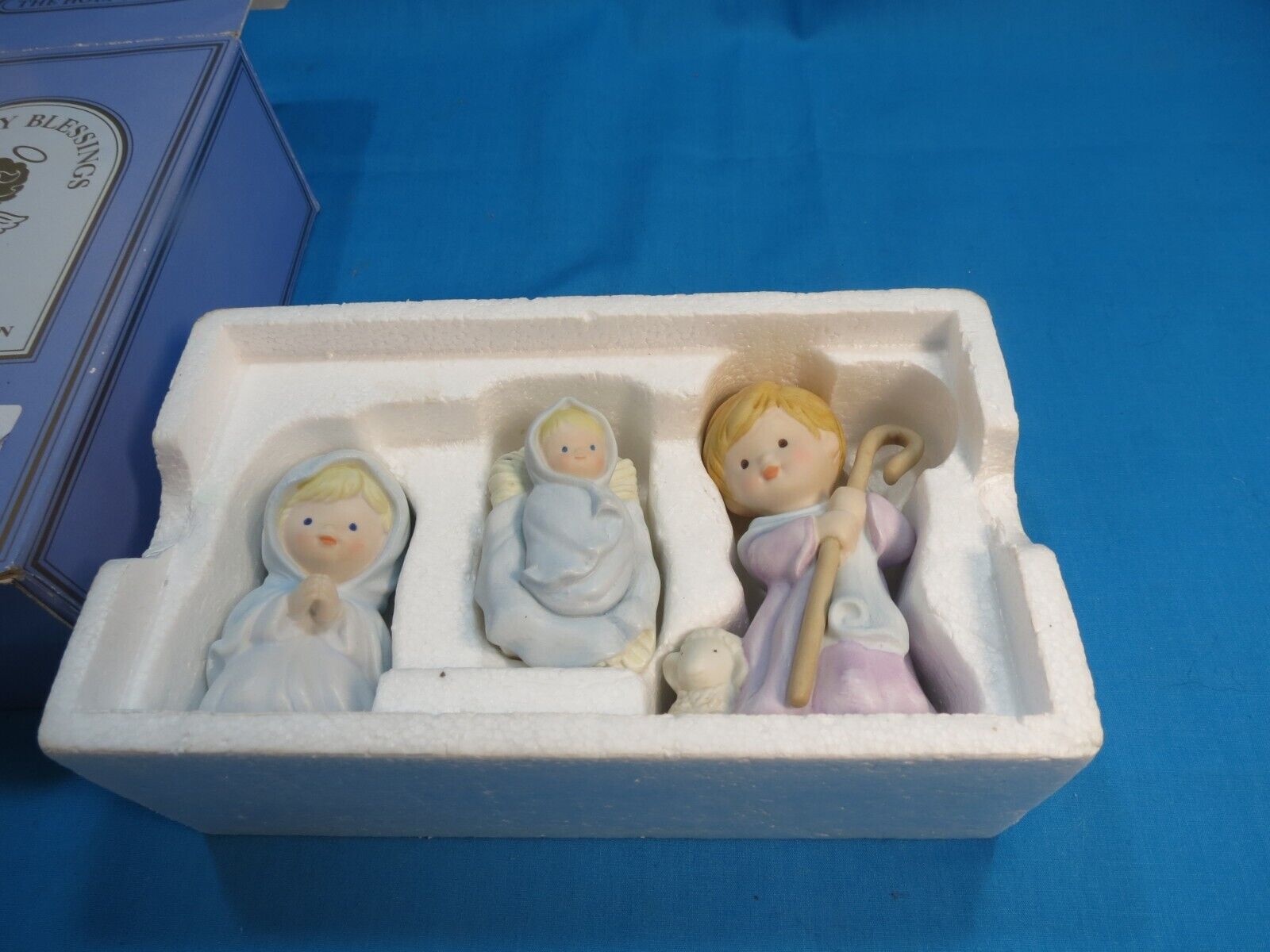 Avon Heavenly Blessings Nativity Collection The Holy Family Set 1986 NEW IN BOX