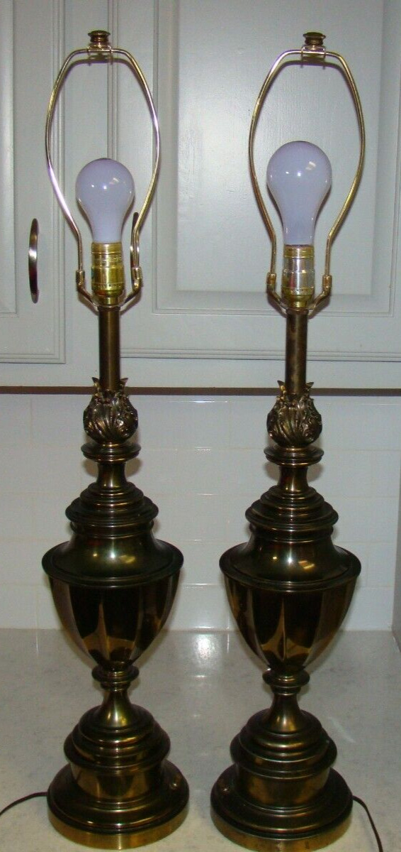 Vintage Pair Neo-classical Stiffel Regency Trophy  Urn Antique Brass Table Lamps