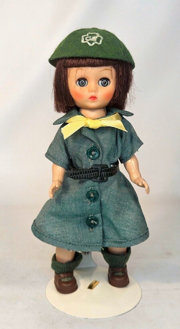 Vintage Girl Scout Doll Ginger Cosmopolitan  8 inches Jointed Complete