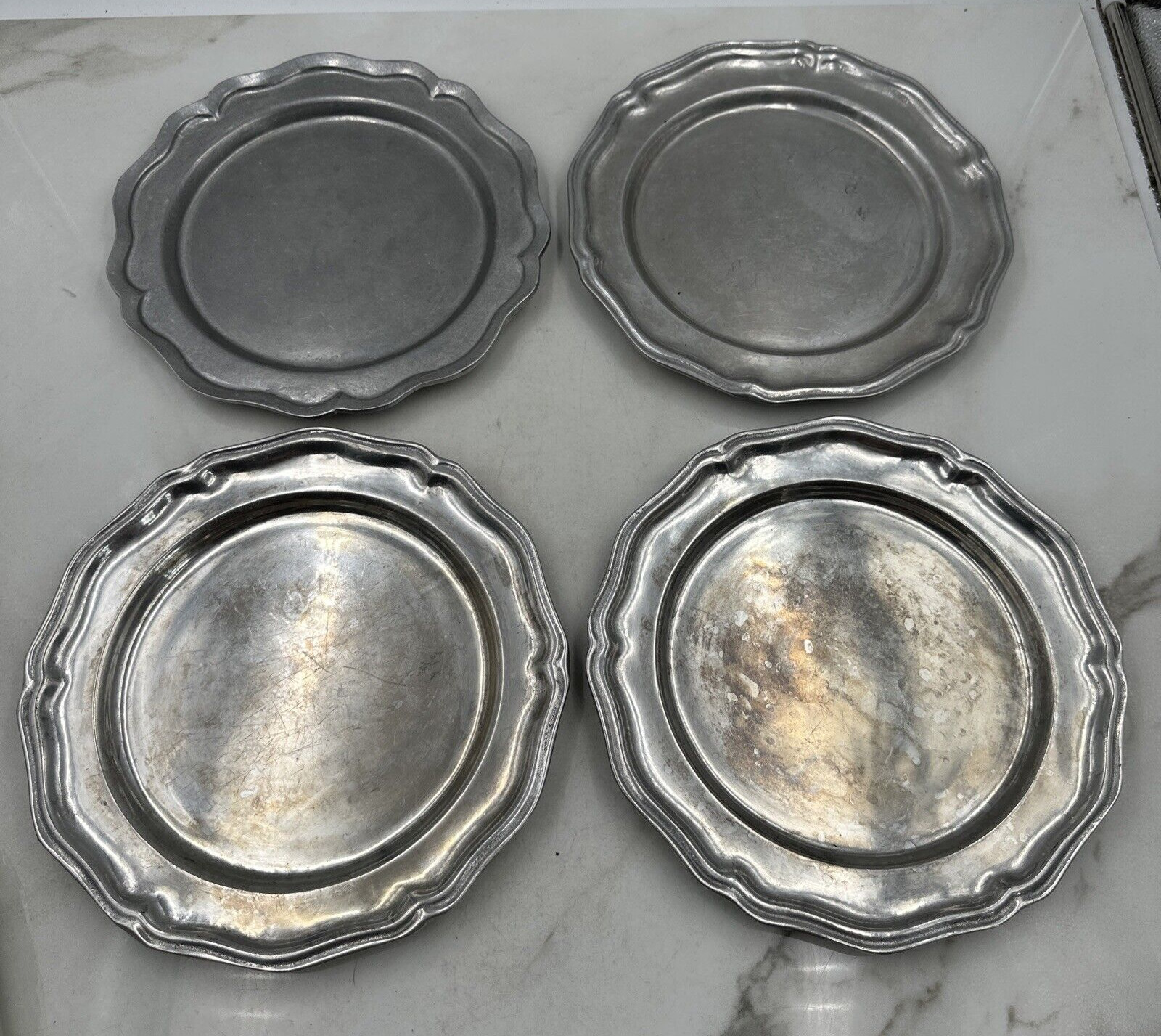 Wilton Armetale Pewter Queen Anne Pattern Dinner Plate Serving Plate Set of 4