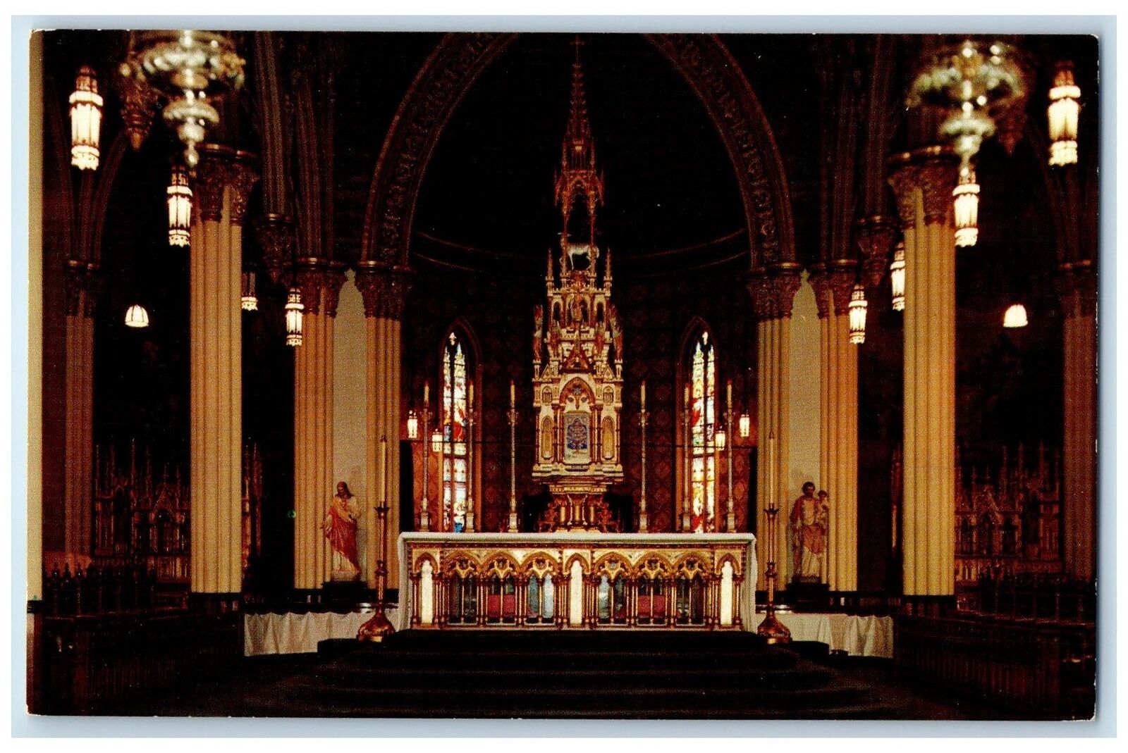 c1960's Sacred Heart Church Interior Notre Dame Indiana IN Unposted Postcard