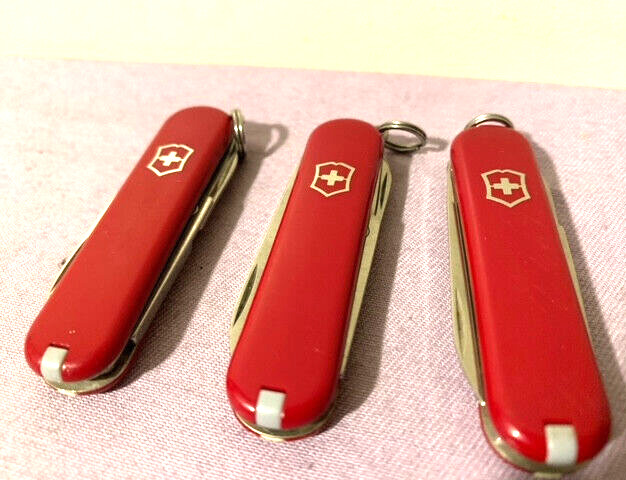 Lot of 3 Victorinox Swiss Army Classic SD Red Small Multitool Pocket Knife-Great