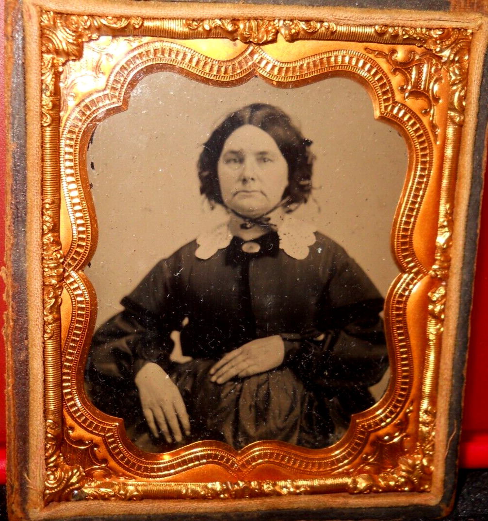 1/6th size Ruby Ambrotype of Julia Manners in half case