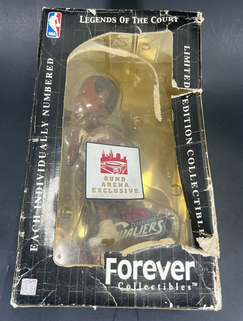 Forever Collectibles Lebron James Legends Of The Court Bobblehead Cleveland Cavs